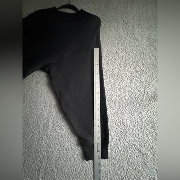 Nike Oversized Crewneck Sweatshirt Mod Crop Black Women’s Sz XL NWT - Picture 7 of 16